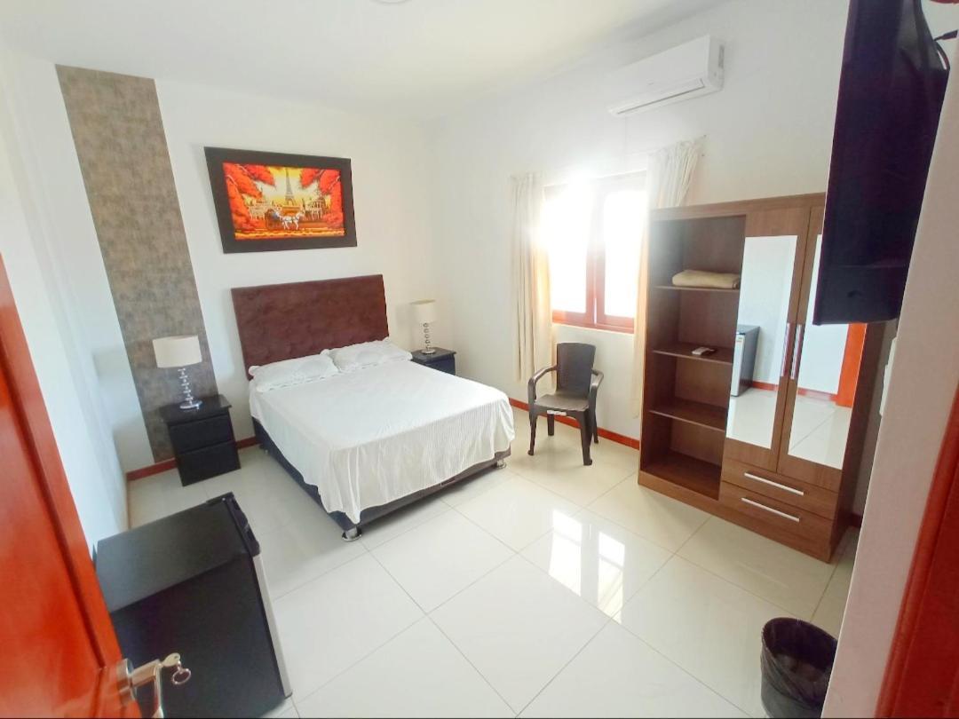 Deluxe Hotel Talara - A 5 Minutos Del Aeropuerto Y Plaza De Armas Zimmer foto